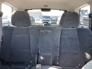 2002 Hyundai Santa Fe GLS with VIN KM8SC13DX2U329705, listed as a Copart auction lot 48986355 with 118,502 mi miles and Salvage Title. Bid and sale history available at carsss.com. Image 10.