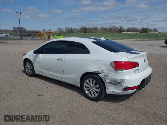 2016 Kia Forte EX with VIN KNAFX6A86G5632976, listed as a IAAI auction lot 41915868 with 116,799 mi miles and . Bid and sale history available at DreamBid. Image 3.