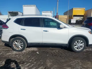 2014 Nissan Rogue S with VIN 5N1AT2MV7EC871346, listed as a IAAI auction lot 41606376 with 127,292 mi miles. Bid and sale history available at carsss.com. Image 13.