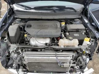 2021 Jeep Cherokee Latitude with VIN 1C4PJLCB3MD196105, listed as a Copart auction lot 44984435 with 32,155 mi miles and Salvage Title. Bid and sale history available at carsss.com. Image 11.