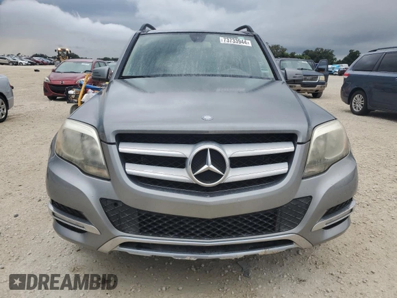 2013 Mercedes-Benz GLK 350 with VIN WDCGG8JB7DF985533, listed as a Copart auction lot 73733944 with Not Provided miles and Salvage Title. Bid and sale history available at DreamBid. Image 5.