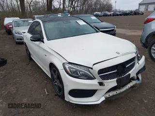 2016 Mercedes-Benz C 450 AMG with VIN 55SWF6EB9GU138684, listed as a IAAI auction lot 41846257 with 121,617 mi miles and . Bid and sale history available at carsss.com. Image 1.
