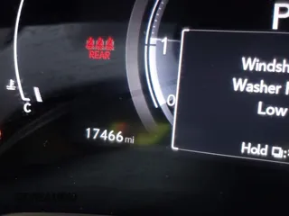 2023 Lexus RX 350 z VIN 2T2BAMCA9PC014394, wystawiony jako IAAI lot #42510351 z przebiegiem 17 466 mil mil oraz . Historia ofert i sprzedaży dostępna na DreamBid. Obrazek 15.