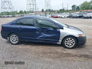 2006 Honda Civic LX z VIN 1HGFA16516L106501, wystawiony jako IAAI lot #42356043 z przebiegiem 184 403 mil mil oraz . Historia ofert i sprzedaży dostępna na DreamBid. Obrazek 14.