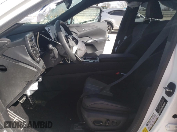 2024 Lexus RX 500h F Sport Performance z VIN 2T2BCMEAXRC010798, wystawiony jako Copart lot #46640015 z przebiegiem Nie podano mil oraz Szkoda całkowita • Salvage title. Historia ofert i sprzedaży dostępna na DreamBid. Obrazek 7.