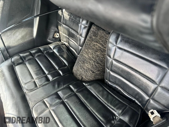 1978 Ford Mustang с VIN 8F03F182544, выставлен на аукционе Copart как лот 75172034 с пробегом 51 959 миль миль и Чистый • Clean title. История ставок и продаж доступна на DreamBid. Изображение 6.