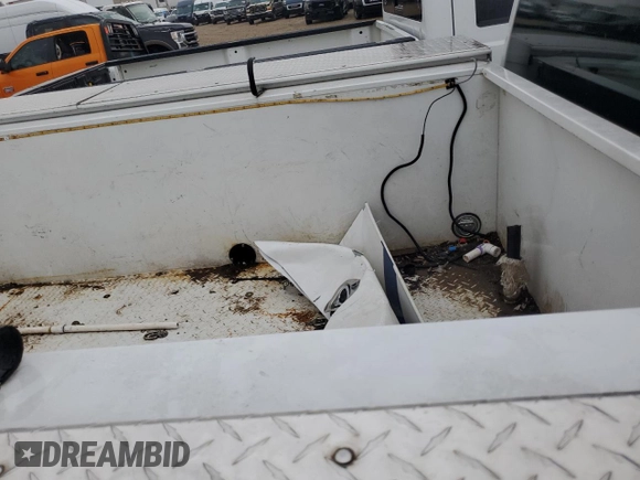 2016 Ford F-350 with VIN 1FDRF3G6XGEB70733, listed as a Copart auction lot 45679275 with 202,756 mi miles and Salvage title. Bid and sale history available at DreamBid. Image 10.