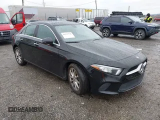 2020 Mercedes-Benz A 220 z VIN W1K3G4FB1LJ238193, wystawiony jako IAAI lot #41975738 z przebiegiem 52 381 mil mil oraz . Historia ofert i sprzedaży dostępna na DreamBid. Obrazek 1.