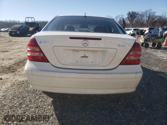 2005 Mercedes-Benz C 240 with VIN WDBRF81J75F636395, listed as a Copart auction lot 87798865 with 80,634 mi miles and Salvage Title. Bid and sale history available at DreamBid. Image 6.