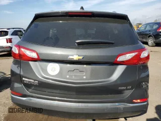 2018 Chevrolet Equinox LT z VIN 2GNAXSEV7J6185549, wystawiony jako Copart lot #53946125 z przebiegiem Nie podano mil oraz Szkoda całkowita • Salvage title. Historia ofert i sprzedaży dostępna na DreamBid. Obrazek 6.