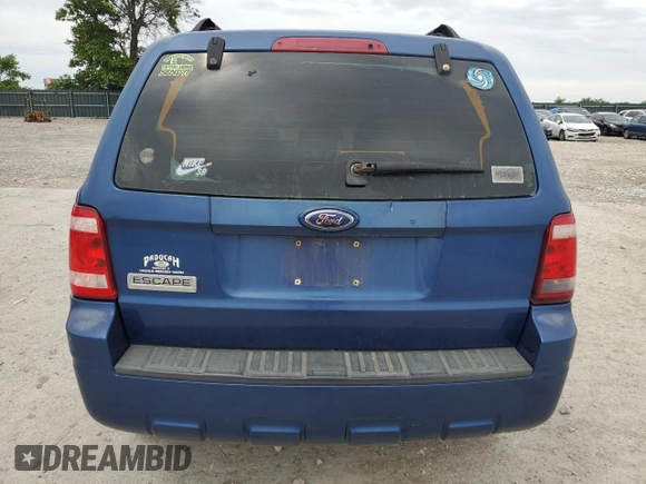 2008 Ford Escape XLS z VIN 1FMCU02Z98KB14085, wystawiony jako Copart lot #58335845 z przebiegiem 191 313 mil mil oraz Szkoda całkowita • Salvage title. Historia ofert i sprzedaży dostępna na DreamBid. Obrazek 6.