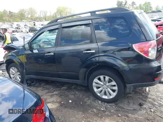 2011 Subaru Forester 2.5X Premium with VIN JF2SHBDCXBH770505, listed as a IAAI auction lot 41945500 with 1 mi miles. Bid and sale history available at carsss.com. Image 15.