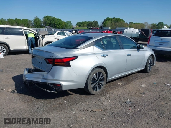 2021 Nissan Altima SV with VIN 1N4BL4DV7MN413139, listed as a IAAI auction lot 41973040 with 55,678 mi miles and . Bid and sale history available at DreamBid. Image 4.