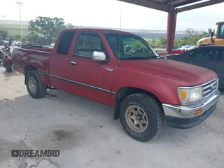 1997 Toyota T100 DX z VIN JT4TN12D4V0029402, wystawiony jako IAAI lot #42397862 z przebiegiem 279 151 mil mil oraz . Historia ofert i sprzedaży dostępna na DreamBid. Obrazek 1.