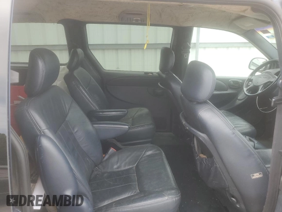 2002 Chrysler Town & Country LXi with VIN 2C8GP54L02R714259, listed as a Copart auction lot 64432084 with 186,781 mi miles and Salvage Title. Bid and sale history available at carsss.com. Image 11.