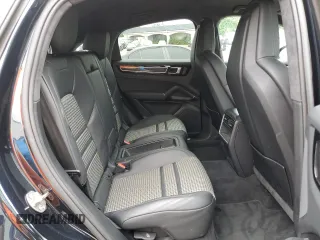 2023 Porsche Cayenne с VIN WP1BA2AY9PDA27706, выставлен на аукционе Copart как лот 56347504 с пробегом 5 639 миль миль и Списание • Salvage title. История ставок и продаж доступна на DreamBid. Изображение 11.