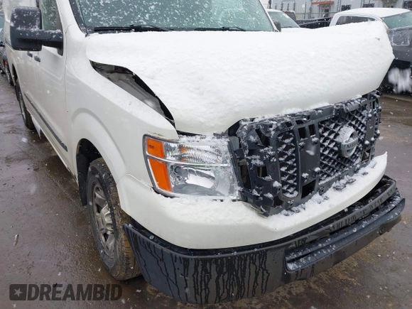 2018 Nissan NV Cargo S z VIN 1N6BF0KM1JN819141, wystawiony jako IAAI lot #41536219 z przebiegiem 176 575 mil mil oraz . Historia ofert i sprzedaży dostępna na DreamBid. Obrazek 17.
