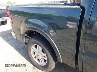 2004 Ford F-150 XLT with VIN 1FTPW12554KB97317, listed as a IAAI auction lot 42076458 with 234,619 mi miles. Bid and sale history available at carsss.com. Image 6.