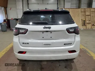 2022 Jeep Compass (RED) Edition с VIN 3C4NJDCB0NT181537, выставлен на аукционе Copart как лот 43697425 с пробегом 41 713 миль миль и Списание • Salvage title. История ставок и продаж доступна на DreamBid. Изображение 6.
