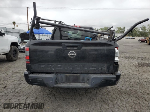2022 Nissan Frontier S z VIN 1N6ED1CL6NN621482, wystawiony jako Copart lot #53917045 z przebiegiem 132 604 mil mil oraz Szkoda całkowita • Salvage title. Historia ofert i sprzedaży dostępna na DreamBid. Obrazek 6.