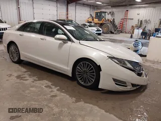 2016 Lincoln MKZ with VIN 3LN6L2JK0GR600486, listed as a IAAI auction lot 41943399 with 118,706 mi miles. Bid and sale history available at carsss.com. Image 1.