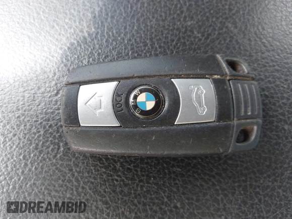 2011 BMW 3 Series 328i xDrive with VIN WBAPK5C51BF124871, listed as a IAAI auction lot 42081999 with 129,120 mi miles. Bid and sale history available at carsss.com. Image 11.