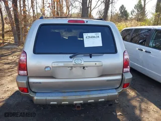 2005 Toyota 4Runner SR5 with VIN JTEBU14R450068462, listed as a IAAI auction lot 42048628 with 205,722 mi miles. Bid and sale history available at carsss.com. Image 16.