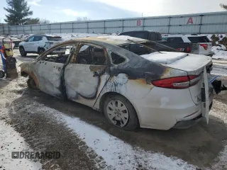 2019 Ford Fusion S with VIN 3FA6P0G71KR131889, listed as a Copart auction lot 43905735 with Not Provided miles and Clean Title. Bid and sale history available at DreamBid. Image 2.