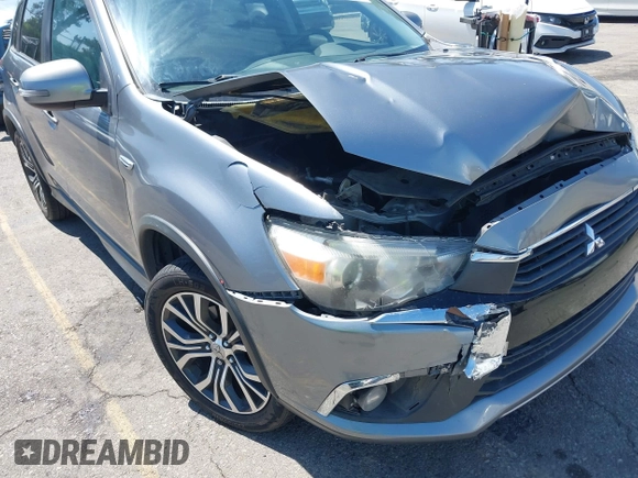 2016 Mitsubishi Outlander SEL z VIN JA4AP4AW5GZ028306, wystawiony jako IAAI lot #42304593 z przebiegiem 138 595 mil mil oraz . Historia ofert i sprzedaży dostępna na DreamBid. Obrazek 6.
