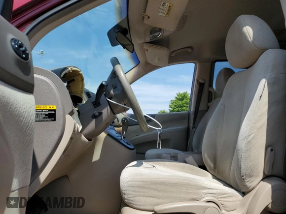 2006 Kia Sedona LX with VIN KNDMB233066095436, listed as a Copart auction lot 68822844 with 177,007 mi miles and Salvage Title. Bid and sale history available at carsss.com. Image 7.