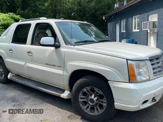 2004 Cadillac Escalade EXT z VIN 3GYEK62N94G182224, wystawiony jako Copart lot #60896725 z przebiegiem 295 373 mil mil oraz Czysty tytuł • Clean title. Historia ofert i sprzedaży dostępna na DreamBid. Obrazek 1.