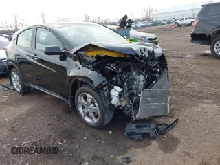 2022 Honda HR-V LX with VIN 3CZRU6H3XNM700734, listed as a IAAI auction lot 41829181 with 31,258 mi miles. Bid and sale history available at carsss.com. Image 1.