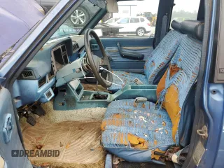 1981 Datsun 720 z VIN JN6MD06S9BW022929, wystawiony jako Copart lot #73064384 z przebiegiem 389 743 mil mil oraz Szkody całkowita. Historia ofert i sprzedaży dostępna na DreamBid. Obrazek 7.