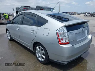 2009 Toyota Prius with VIN JTDKB20U697891403, listed as a IAAI auction lot 42091784 with 193,319 mi miles. Bid and sale history available at carsss.com. Image 3.