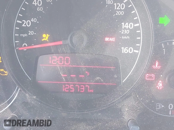 2012 Volkswagen Beetle 2.5L w/Sound/Nav PZEV with VIN 3VWJP7AT6CM620285, listed as a IAAI auction lot 42094101 with 125,737 mi miles and . Bid and sale history available at DreamBid. Image 15.