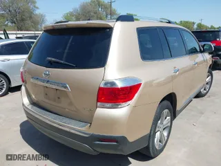 2011 Toyota Highlander Limited with VIN 5TDDK3EH2BS049549, listed as a IAAI auction lot 41838695 with 145,638 mi miles. Bid and sale history available at carsss.com. Image 4.
