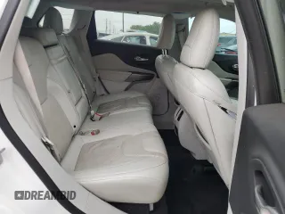 2019 Jeep Cherokee Limited with VIN 1C4PJMDN0KD211509, listed as a Copart auction lot 51457195 with 82,467 mi miles and Clean Title. Bid and sale history available at carsss.com. Image 11.