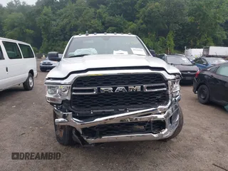 2022 Ram 2500 Tradesman with VIN 3C6UR5CJXNG110864, listed as a IAAI auction lot 40128020 with 55,561 mi miles. Bid and sale history available at carsss.com. Image 12.
