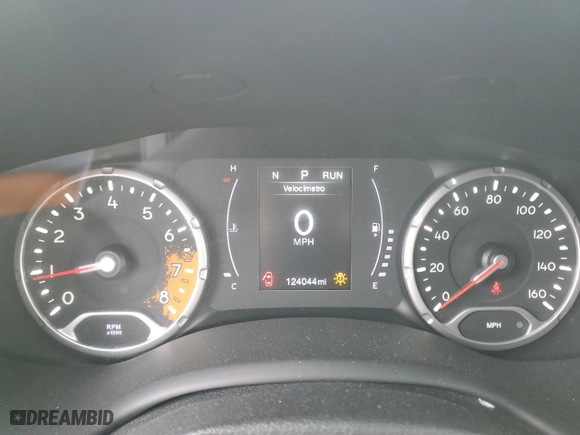 2018 Jeep Renegade Latitude with VIN ZACCJABB4JPJ69381, listed as a Copart auction lot 48885615 with 124,044 mi miles and Salvage Title. Bid and sale history available at carsss.com. Image 9.