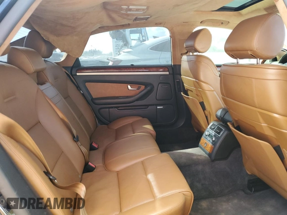2006 Audi A8 4.2L z VIN WAUML44E96N025915, wystawiony jako Copart lot #44842395 z przebiegiem Nie podano mil oraz Nie do naprawy • Non repairable. Historia ofert i sprzedaży dostępna na DreamBid. Obrazek 10.