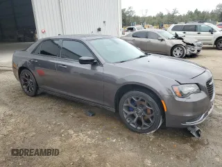 2019 Chrysler 300 Touring with VIN 2C3CCAAG6KH556001, listed as a Copart auction lot 44787485 with 183,323 mi miles and Non Repairable. Bid and sale history available at carsss.com. Image 4.