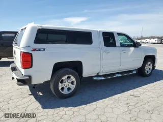 2018 Chevrolet Silverado 1500 LT with VIN 1GCVKREH7JZ334350, listed as a Copart auction lot 50614555 with 116,146 mi miles and Clean Title. Bid and sale history available at carsss.com. Image 3.