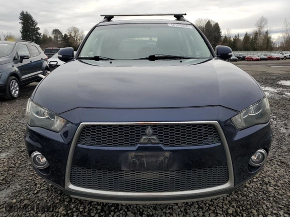 2013 Mitsubishi Outlander SE with VIN JA4JT3AW2DU000395, listed as a Copart auction lot 48165955 with 188,301 mi miles and Salvage Title. Bid and sale history available at carsss.com. Image 5.