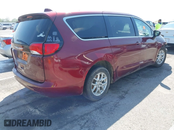 2017 Chrysler Pacifica Touring with VIN 2C4RC1DG5HR521809, listed as a IAAI auction lot 41932187 with Not provided miles and . Bid and sale history available at DreamBid. Image 4.