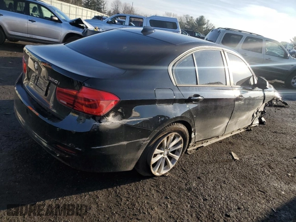 2018 BMW 3 Series 320i xDrive with VIN WBA8A3C51JA488330, listed as a Copart auction lot 42723395 with 0 mi miles and Salvage Title. Bid and sale history available at carsss.com. Image 3.