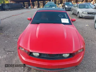 2010 Ford Mustang GT with VIN 1ZVBP8FH6A5112402, listed as a IAAI auction lot 42633347 with 153,349 mi miles and . Bid and sale history available at DreamBid. Image 12.