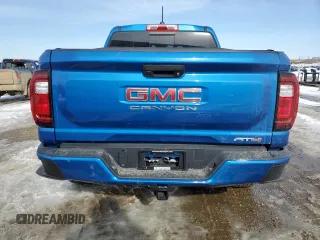 2024 GMC Canyon 4WD AT4 z VIN 1GTP6DEKXR1197281, wystawiony jako Copart lot #48731345 z przebiegiem 4 708 mil mil oraz Szkoda całkowita • Salvage title. Historia ofert i sprzedaży dostępna na DreamBid. Obrazek 6.