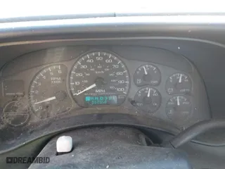 2002 Chevrolet Silverado 1500 with VIN 1GCEC14W72Z101617, listed as a IAAI auction lot 41618287 with 62,958 mi miles. Bid and sale history available at carsss.com. Image 7.