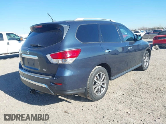 2015 Nissan Pathfinder Platinum with VIN 5N1AR2MN2FC658434, listed as a IAAI auction lot 41397102 with 162,500 mi miles and . Bid and sale history available at DreamBid. Image 4.