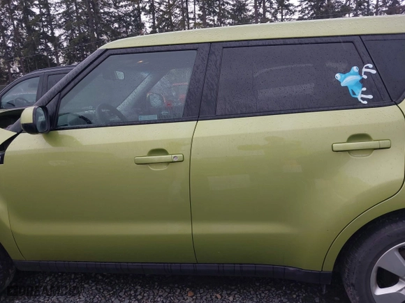 2019 Kia Soul with VIN KNDJN2A29K7921581, listed as a IAAI auction lot 41976574 with 66,816 mi miles. Bid and sale history available at carsss.com. Image 15.